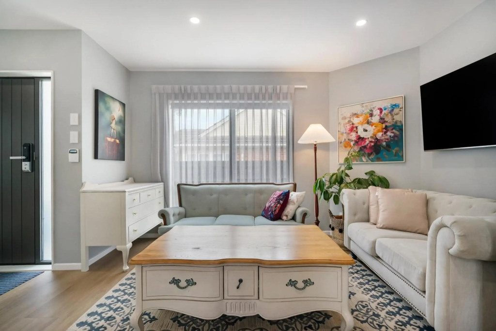 Auckland Cornwall Park Home