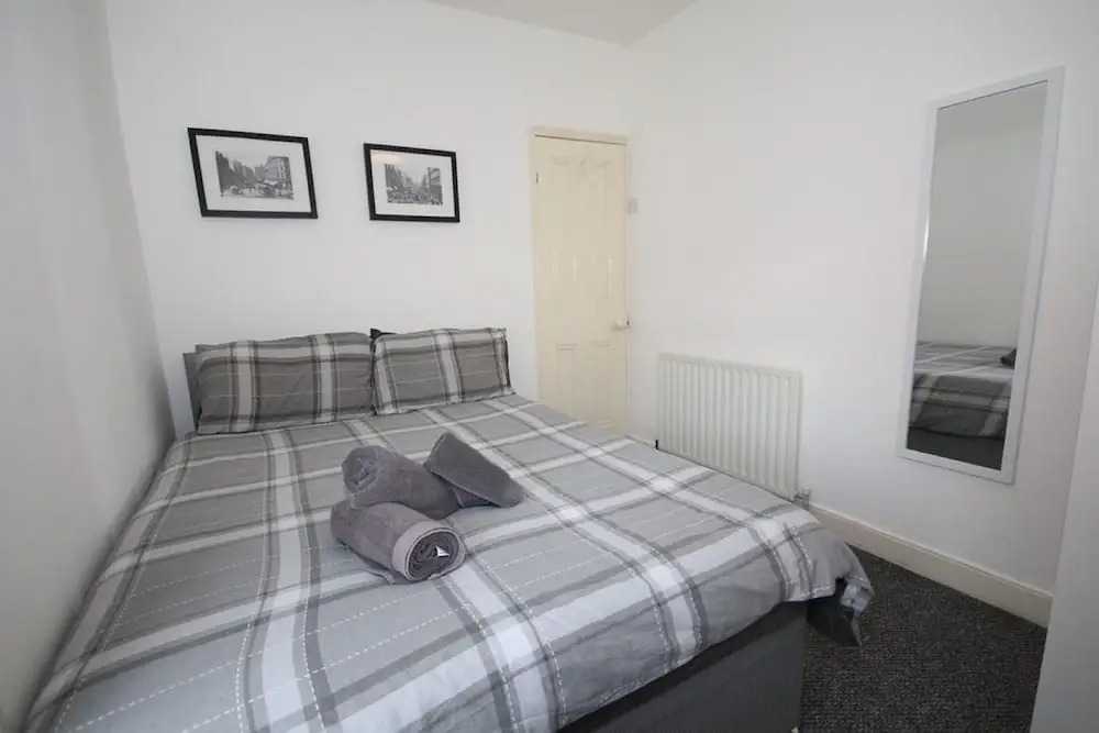 Ravenhill Townhouse city centre access