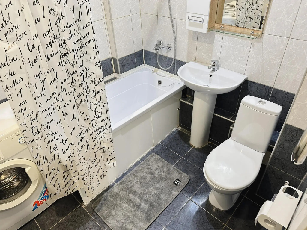 Kvartirnoe byuro IziRent (EasyRent) na ul. Kudasheva, d. 108