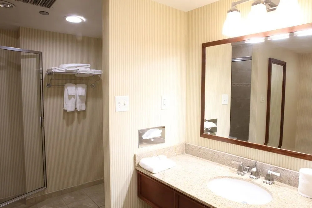 Ramada Plaza Cincinnati Sharonville