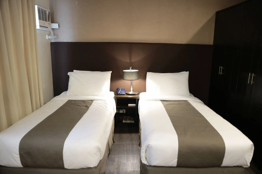 GT Hotel Jaro