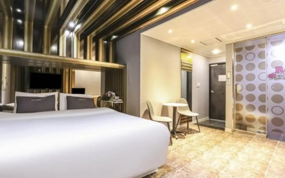Gyeongju Rose Hotel Hwangni Dan-Gil Branch