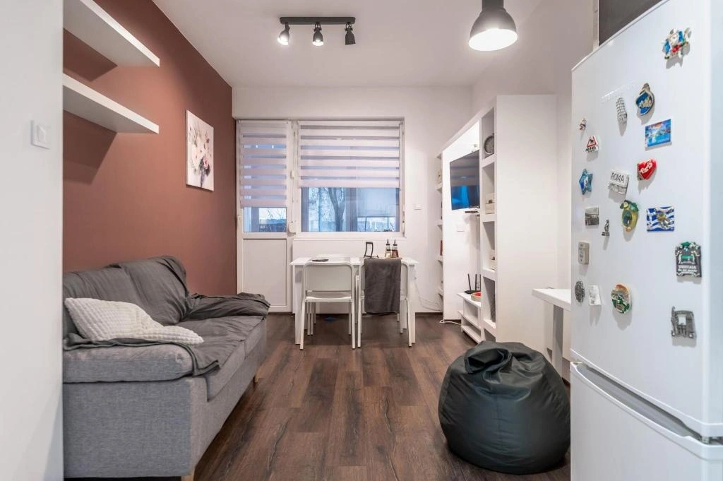 Cute&Cozy 2BD Flat with Balcony