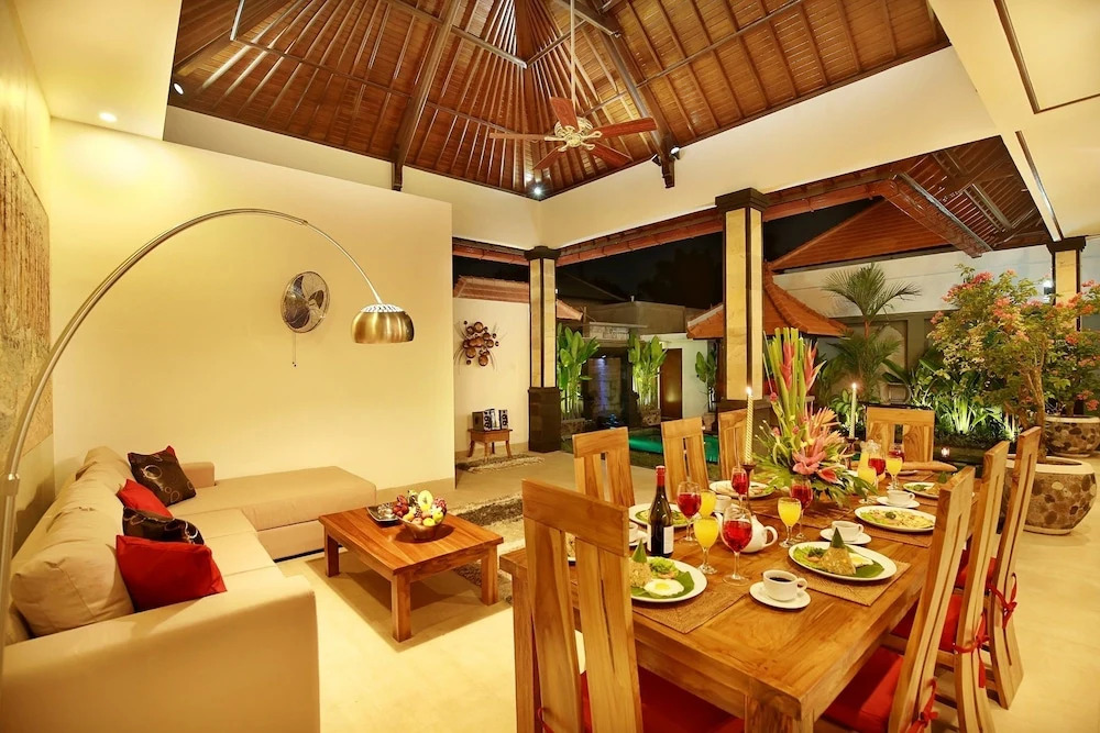 De Liza Villa Seminyak Beachside By Bali Asia Villa