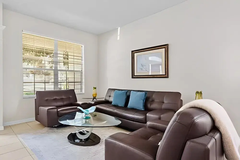 Windsor Hills 5BR 5min to Disney + Pool
