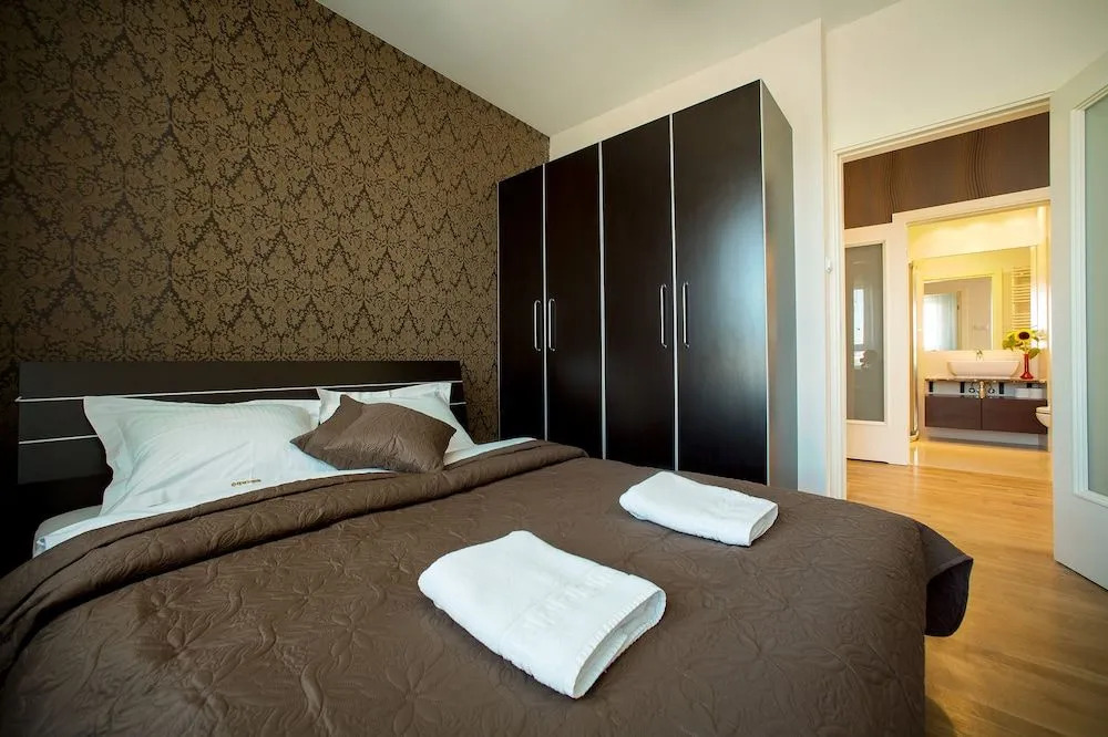 Platinum Towers Luxury Apartments