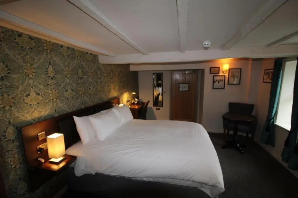 rooms @ the dolau inn