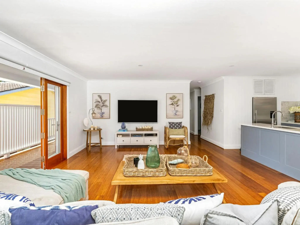 Sea Deck Hyams Beach