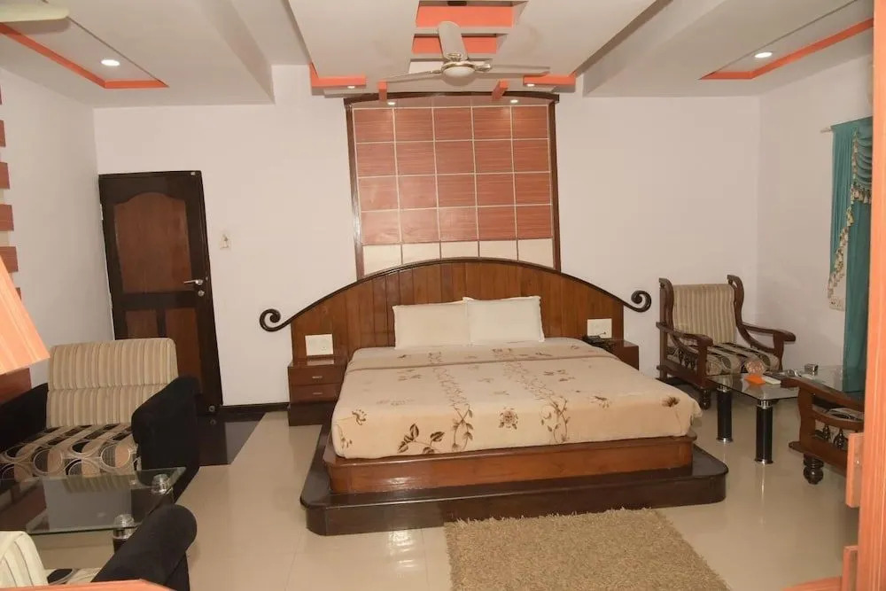 Hotel Rahul