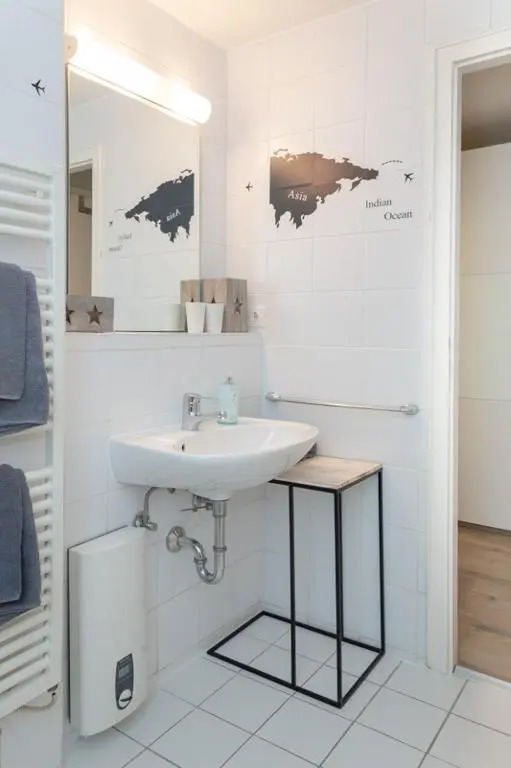 City Loft 008 "Strandnahes 1 Zimmer Appartement in der Innenstadt" mit Balkon
