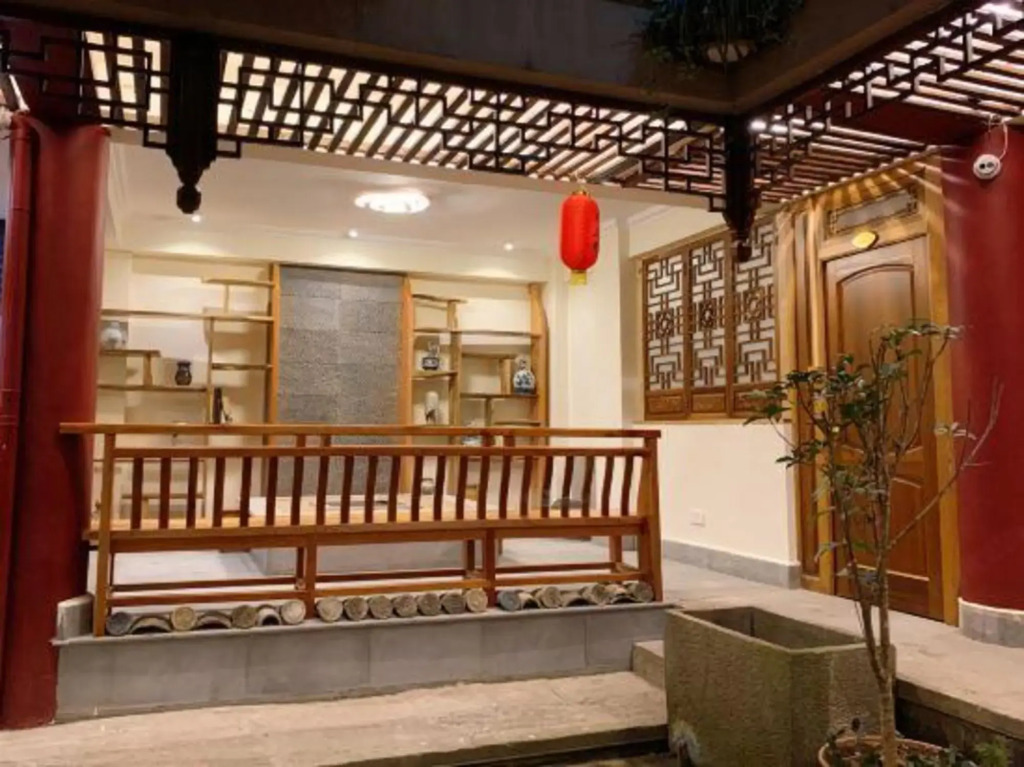 Tengchong Heshun Damabang Inn