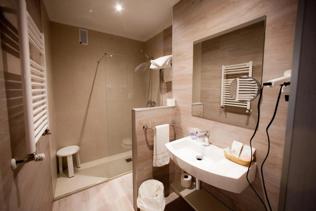 Hotel Silken Sirimiri