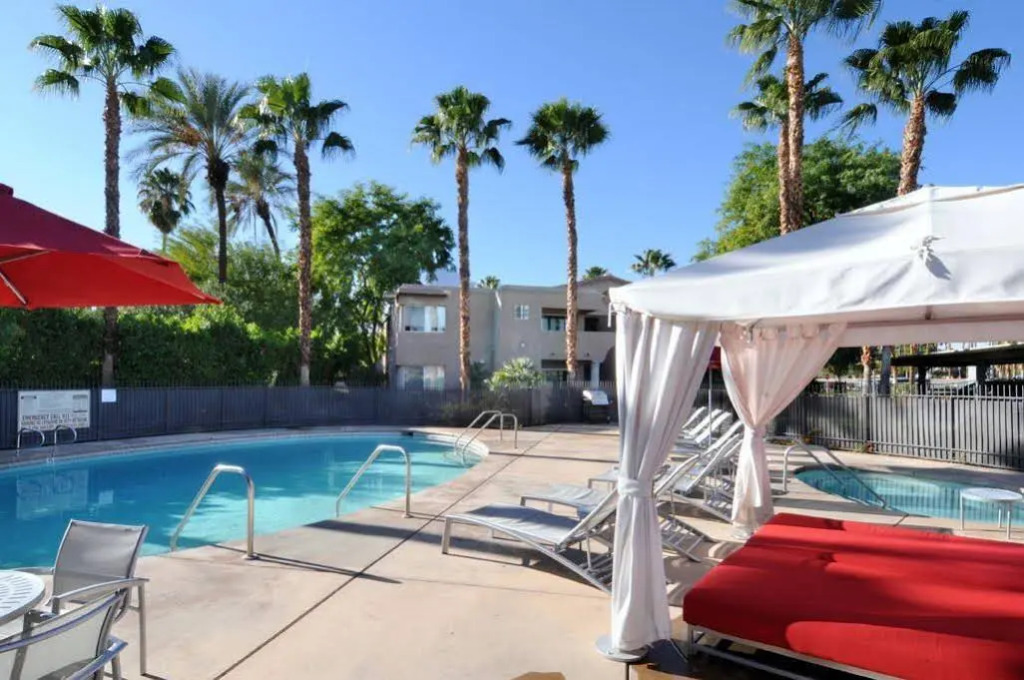 Villa Boutique Suites Palm Springs