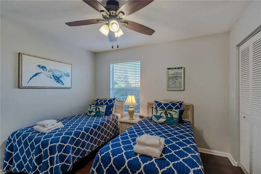 Vista Verde East - Two Bedroom Condo - 5-137