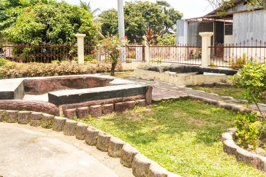 RedDoorz at Samuel Homestay Pematangsiantar