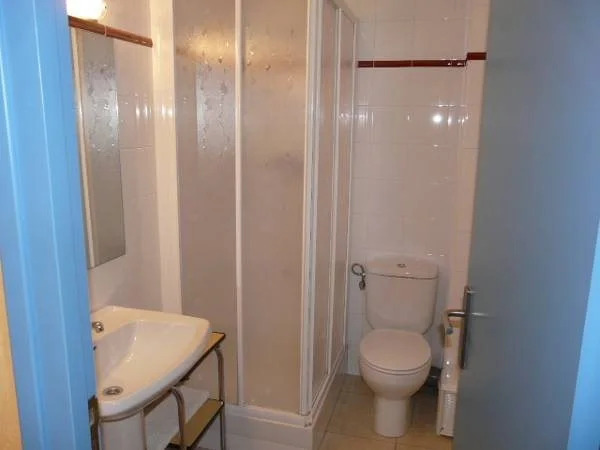 Hostal Adarnius