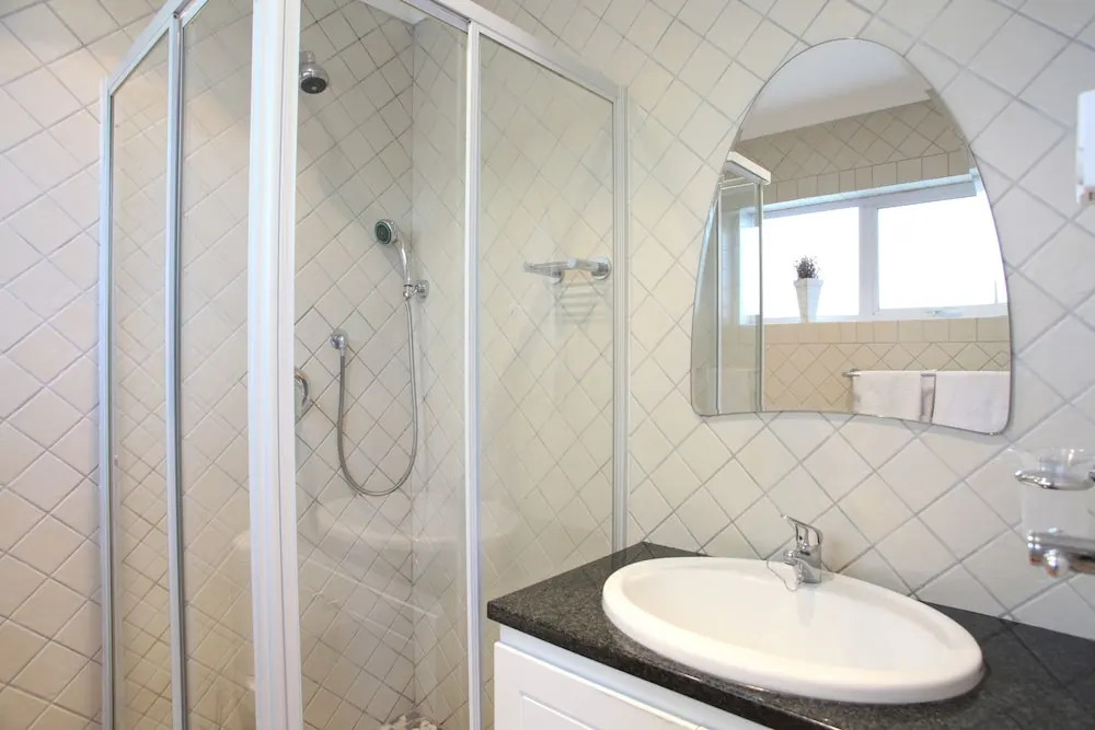 Cosy Chalet With Private Patio in Constantia, the Leafy Suburb of Cape Town