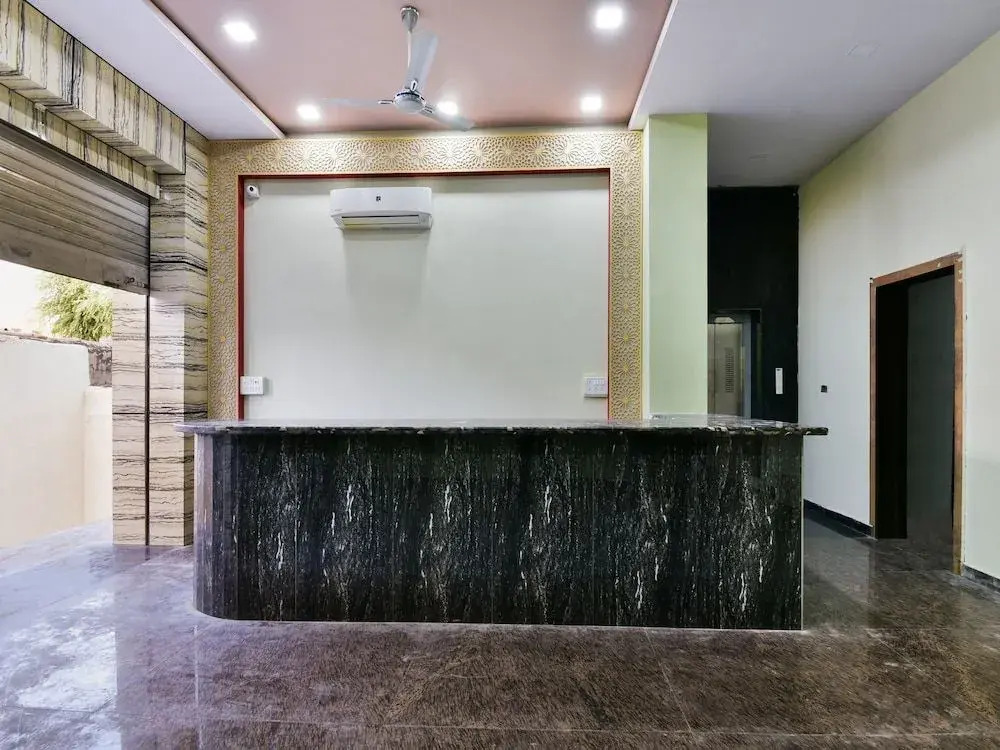 Hotel Sethi Palace by OYO Rooms