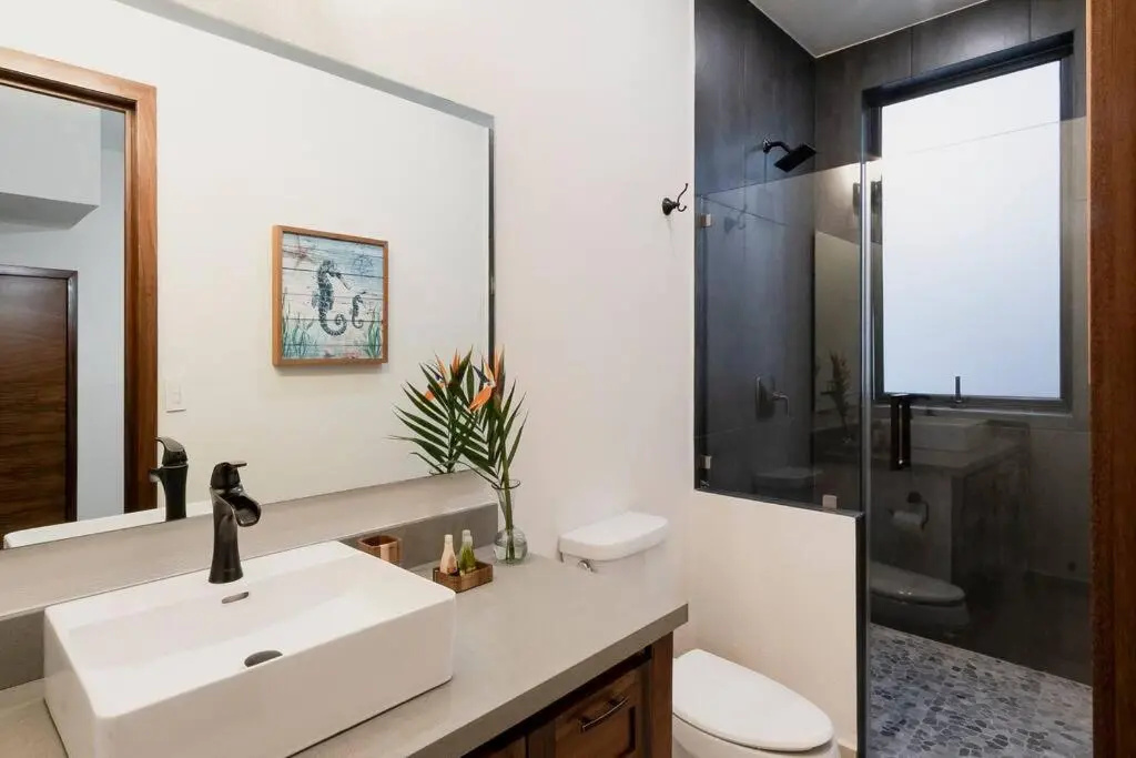 Condo SantoMar - Scenic views, 2Bed, 2Bath in Downtown, Pool, Gym, BBQ