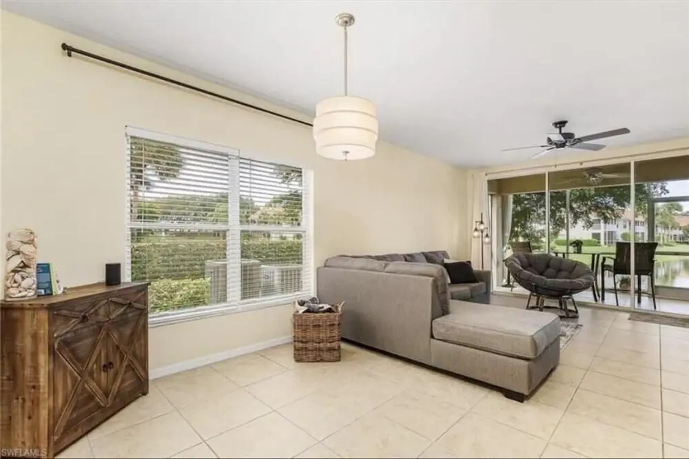 Carlton Lakes Cedar Springs #101