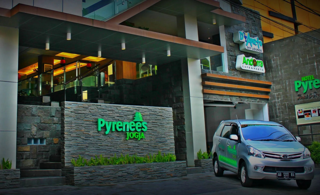 Pyrenees Jogja Hotel