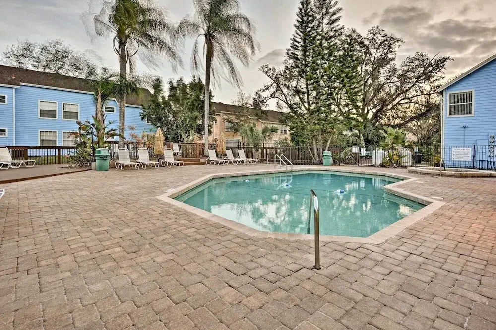 Kissimmee Condo: Community Pool, Close to Parks