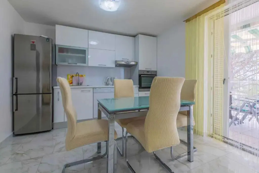 Apartment in Selce 39426