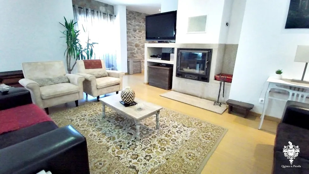 House With 9 Bedrooms in Penedono, With Private Pool, Enclosed Garden