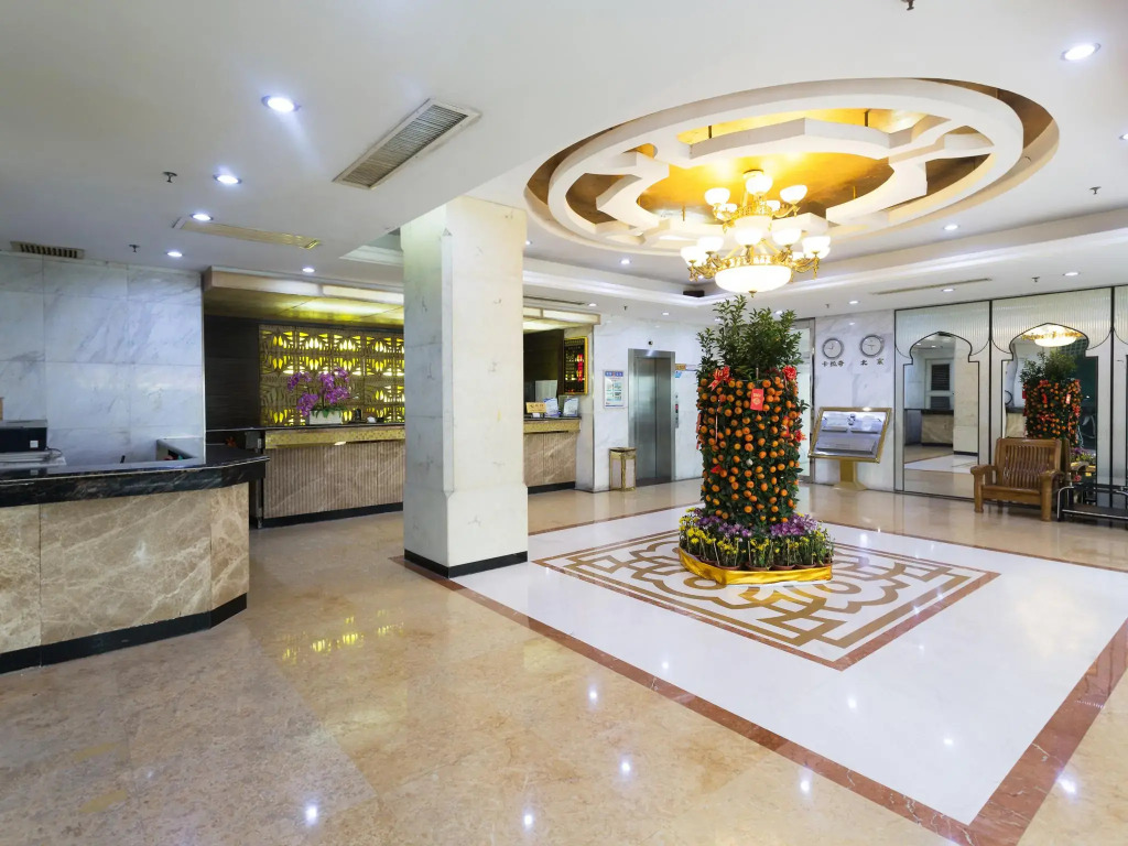 Muslim Hotel