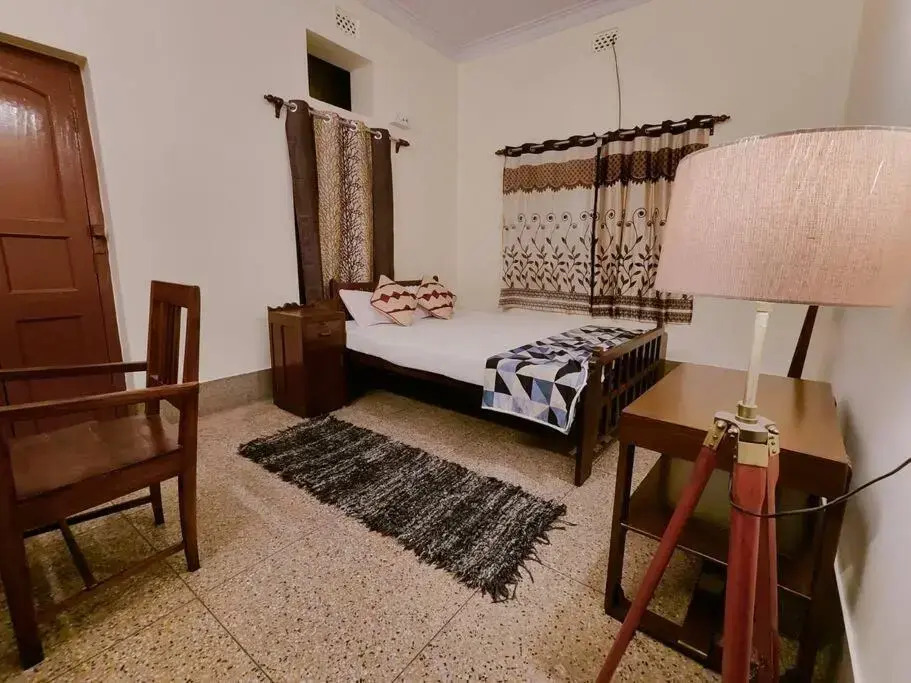 Laketown Vintage Villa 2 - 2BHK holiday home