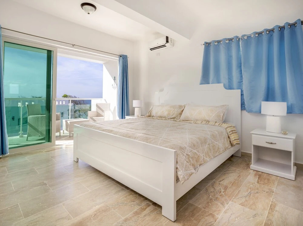 Escondido Bay Properties by Caribe Stays