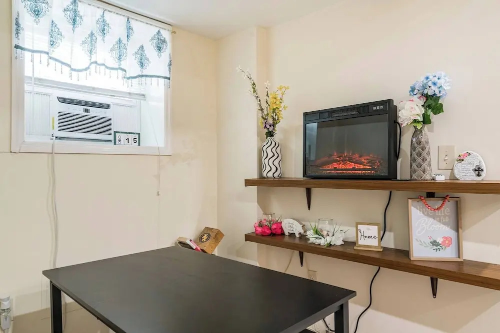 Lovely 2 Bedroom In Brooklyn Sleeps 5
