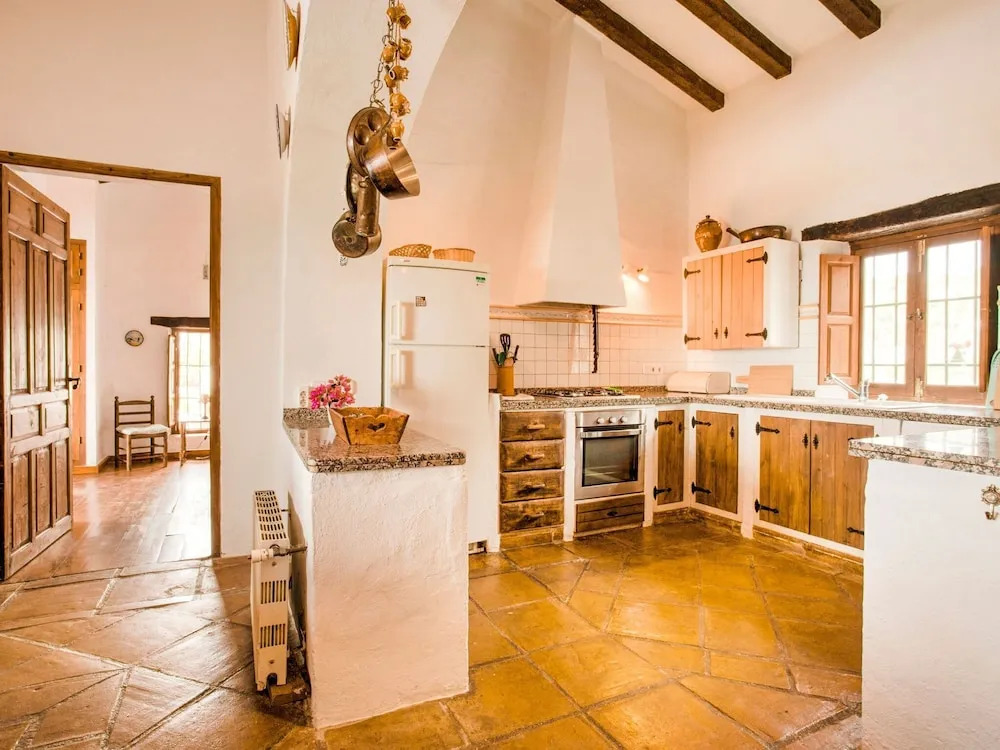 Completely Restored Beautiful 250-year-old Authentic Farm