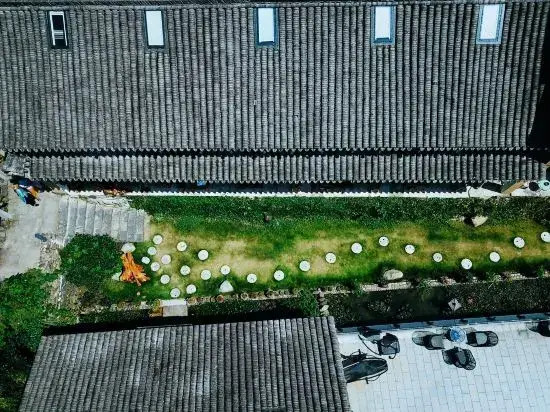 Xinchang Shangshitang Tianmu Mountain Residence