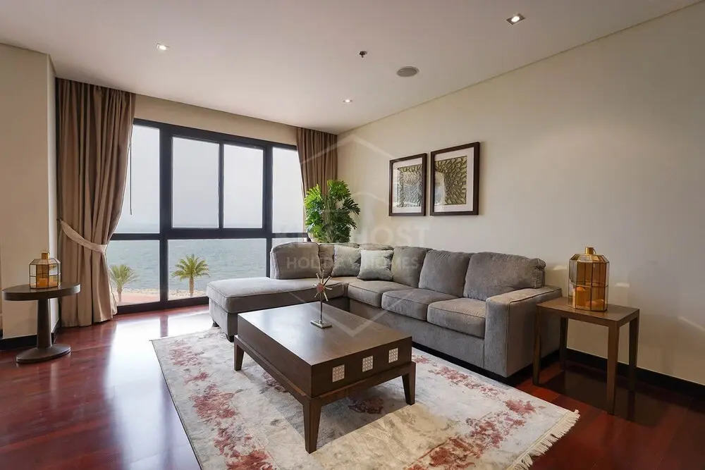 Апартаменты Anantara Royal Amwaj Luxurious 1 BR-Palm Jumeirah
