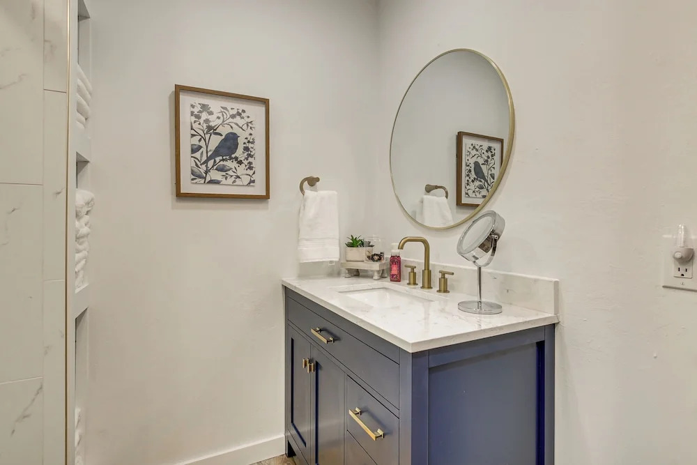 < 1 Mi to Peninsula State Park: Central Condo