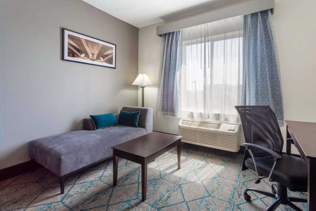 La Quinta by Wyndham Columbus West - Hilliard