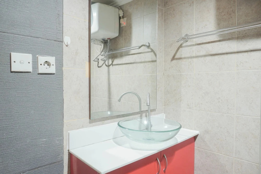 2BR Apartment at Great Western Resort near Shopping Mall