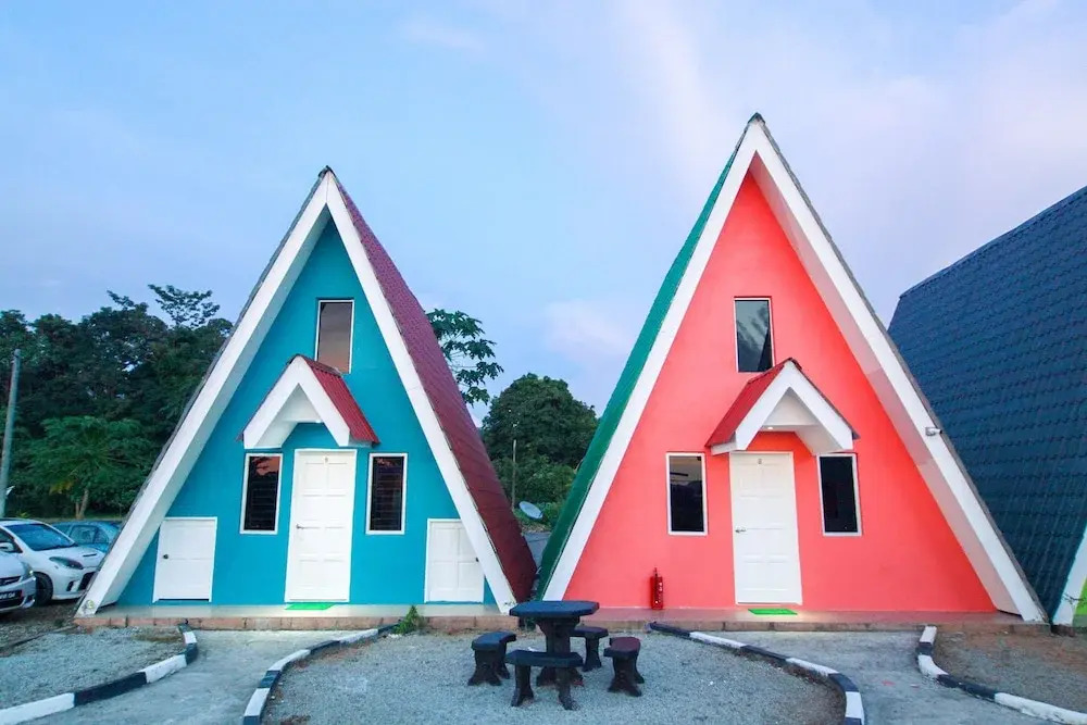 OYO 89517 Little Tanjung Chalet
