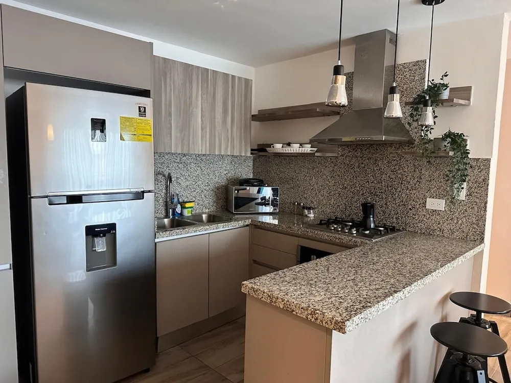 Breakfast Included at Regatta Living 304