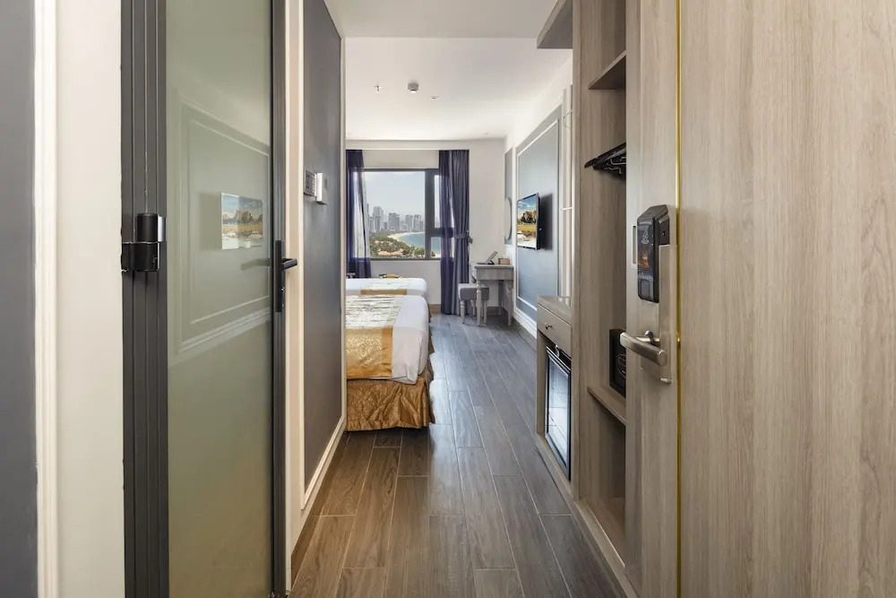 Ruby Luxury Hotel