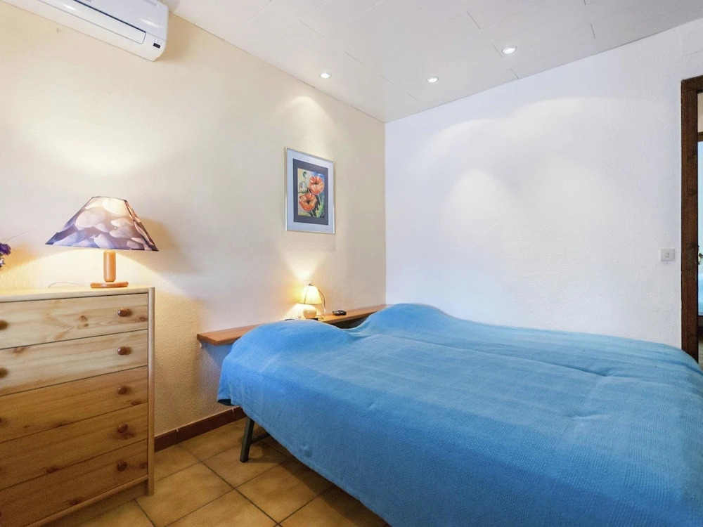 Nice House for 6 People With Private Pool and own Mooring in Empuriabrava