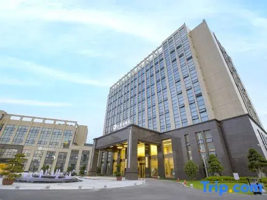 Deyang Golden Carlley Hotel