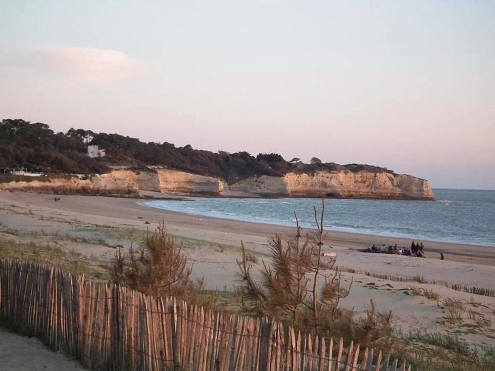 Apartment With one Bedroom in Saint-georges-de-didonne, With Furnished