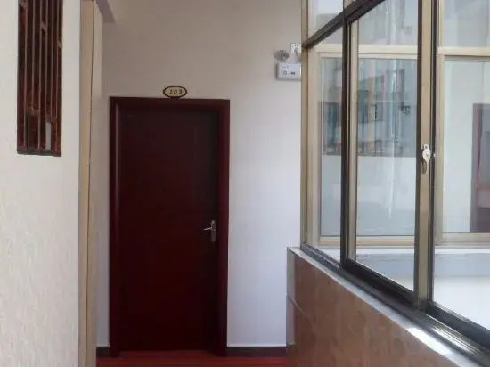 Baihai Business Hotel