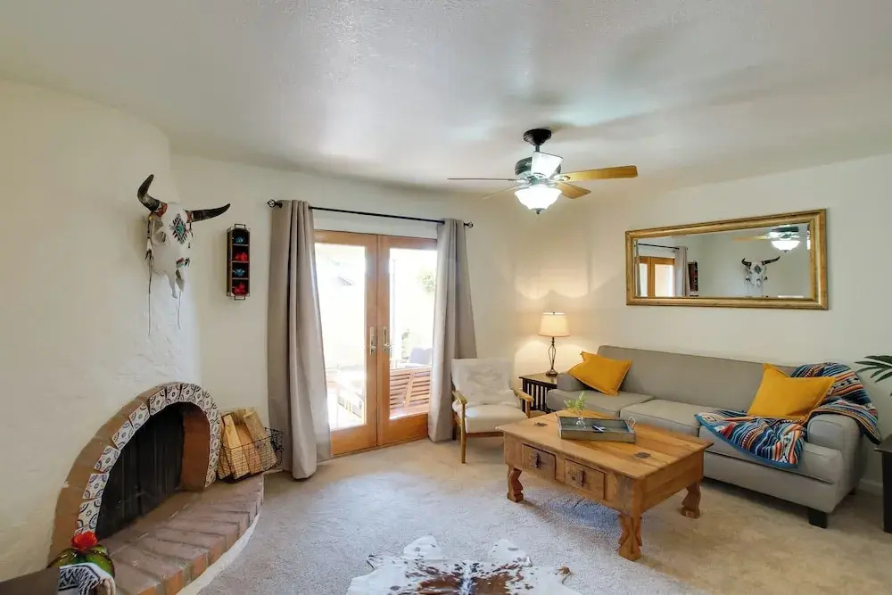 Phoenix Home: Golf, Hike, & Explore Downtown!