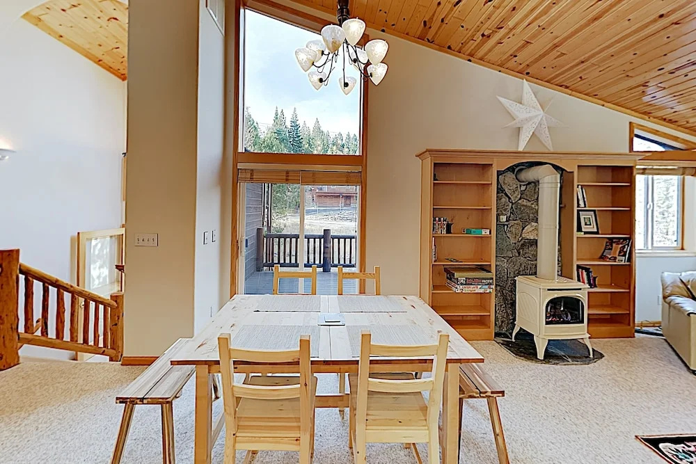 New Listing! Alder Creek , Near Slopes 3 Bedroom Home