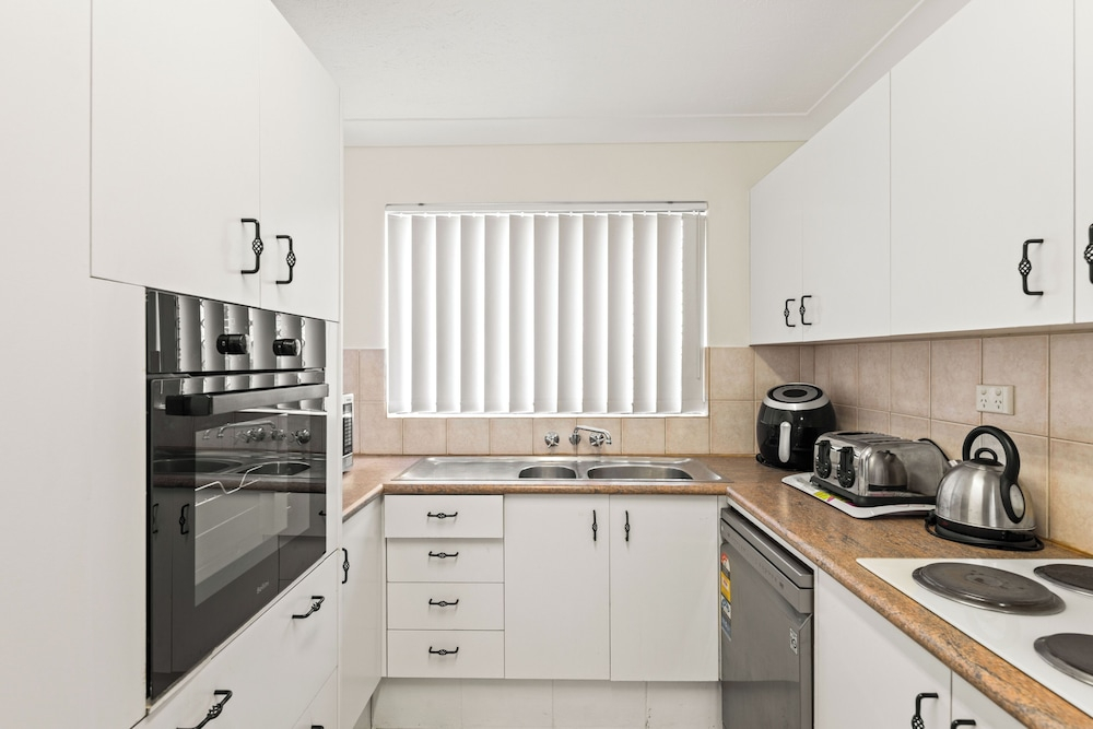 Burleigh Coastal Haven - Kingston 4