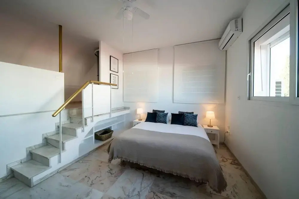 Charming 10 pers Villa with swimmingpool Sevilla