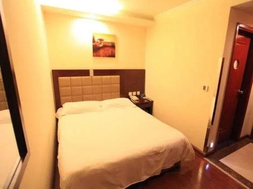 GreenTree Inn Gansu Tianshuilantiancheng Square Hotel
